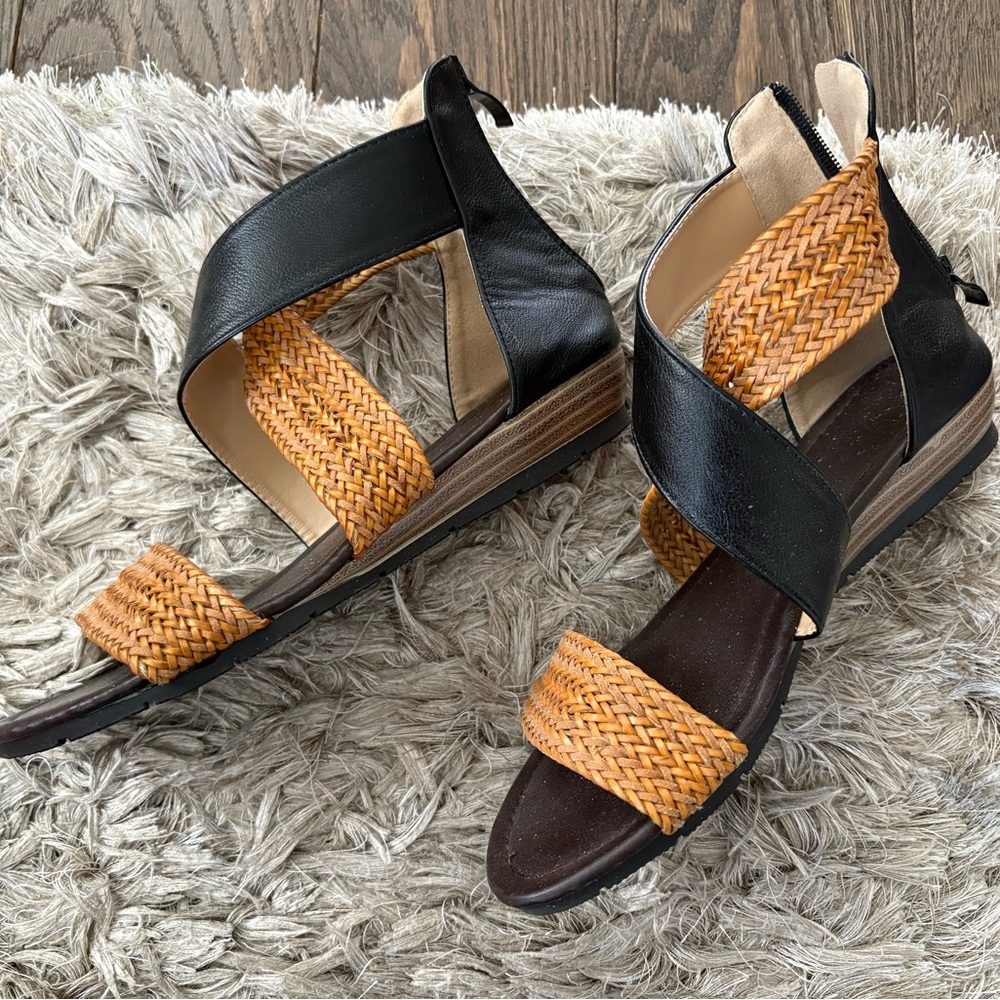 Black and Tan Women's Sandals